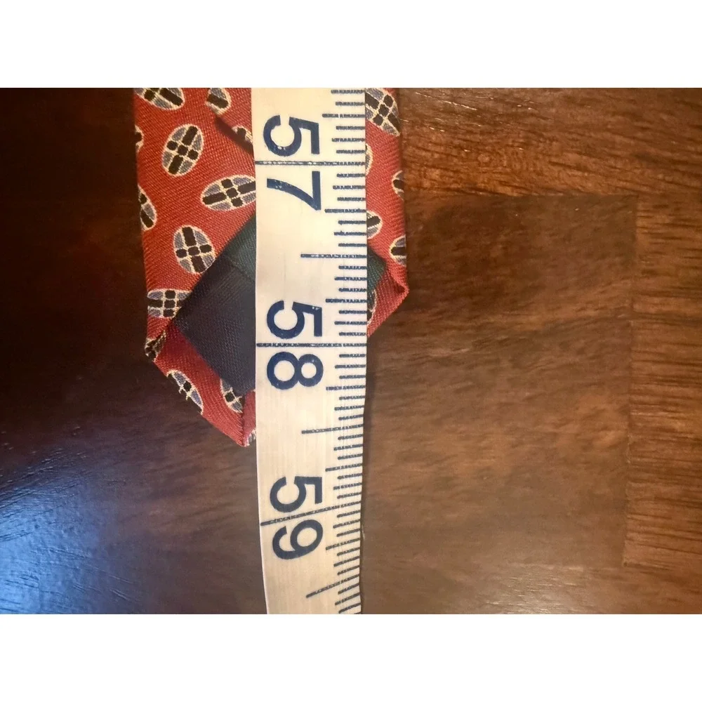 J.Crew 100% Silk Tie Coral Geometric Pattern Men's Necktie Made in‎ USA